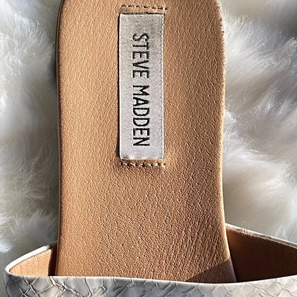 Steve Madden Women's Karolyn White Snakeskin Slides Slip On Sandals Size 9 - Picture 6 of 10